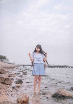 少妇无内裤下蹲露大唇视频_电影无删减版