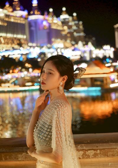 亚洲春色在线播放_720在线观看视频