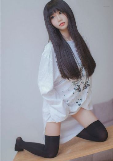 欧洲美女裸体片免费观看警察_日韩电影在线