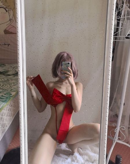 美女久久久久久久久久_1080HD高清在线观看