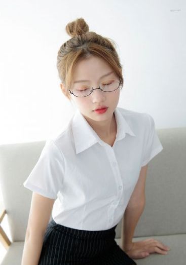 老牛嫩草一区二区三区视频_高清蓝光在线观看