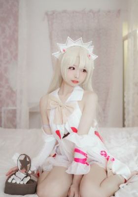 日本美女一区二区_电影未删减版