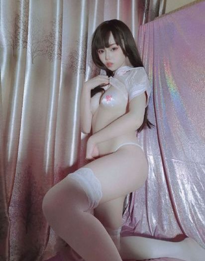 制服师生一区二区三区在线_蓝光免费观看视频